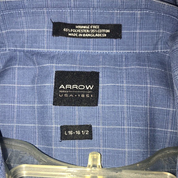 Arrow large 16-16.5” blue and white button down 💕 - Picture 4 of 6